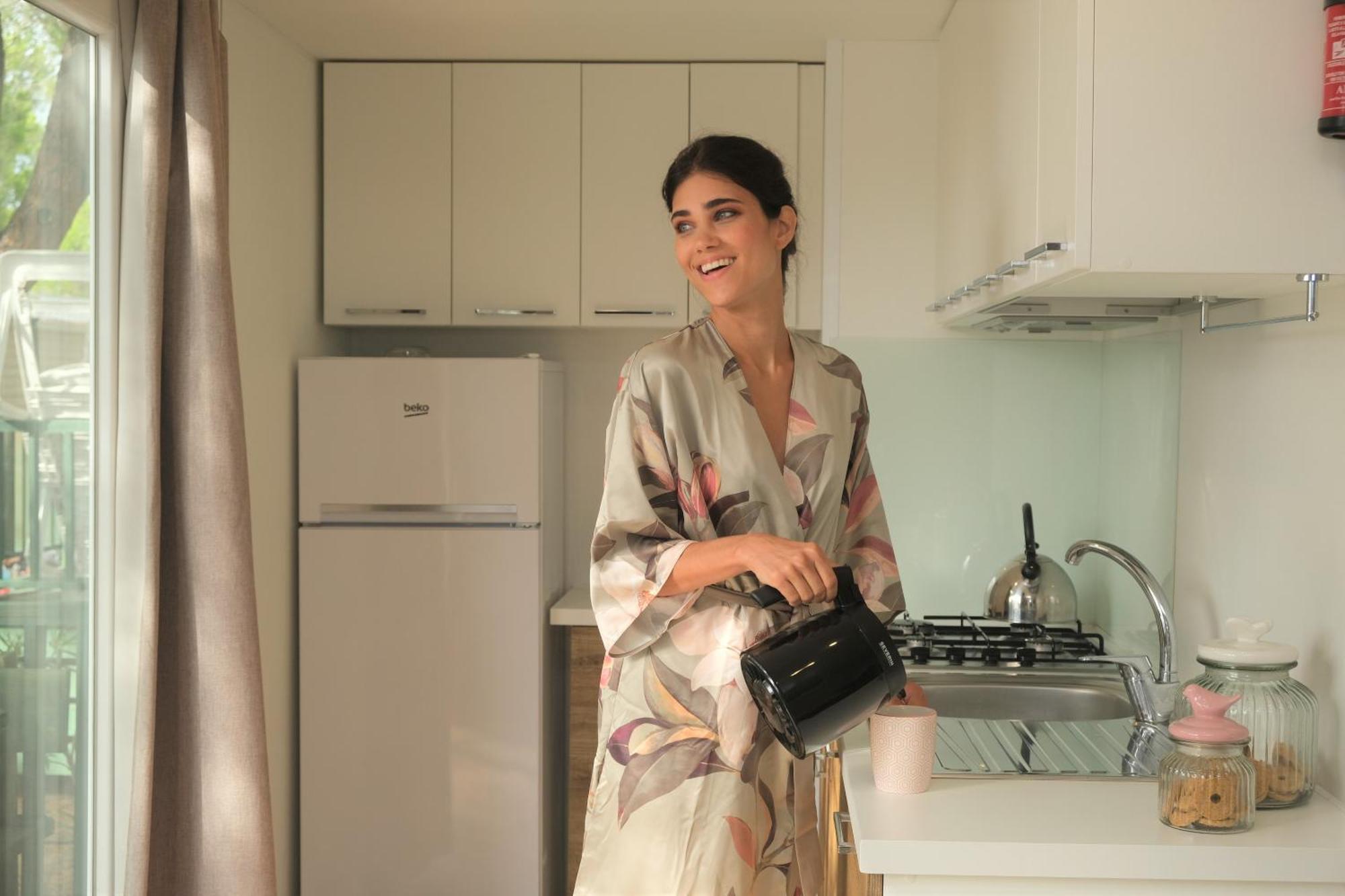 Villaggio Camping Torre Del Porticciolo ポルト・コンテ 部屋 写真